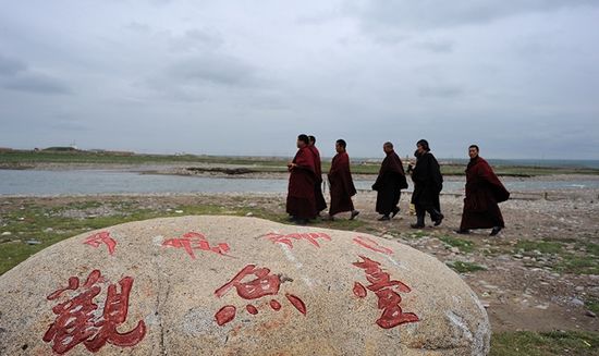 环湖藏式旅游名镇刚察